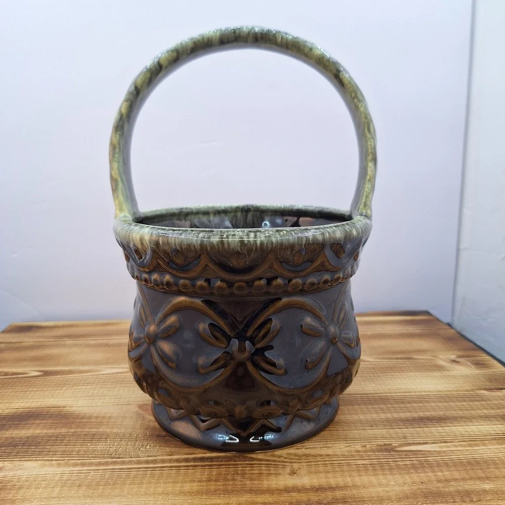 Vintage Hull Ceramic Basket Planter With Handle Dark Green Brown Made in USA‎
